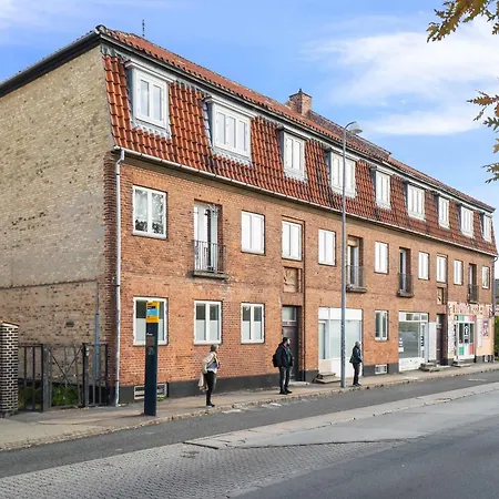Charming Retreat Near *